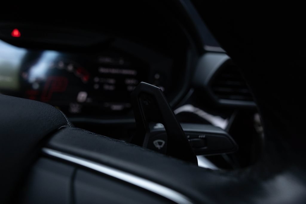 Used 2022 Lamborghini Urus AWD/4WD image 27