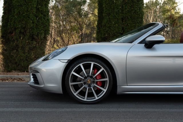 Used 2020 Porsche 718 Boxster S image 8