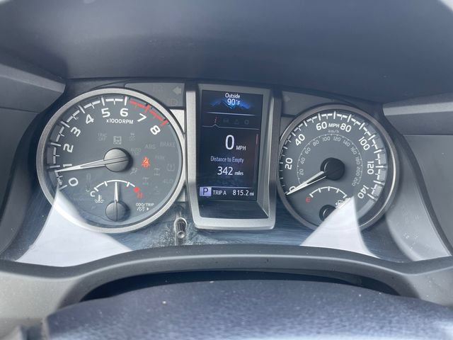 Used 2022 Toyota Tacoma TRD Sport AWD/4WD image 24