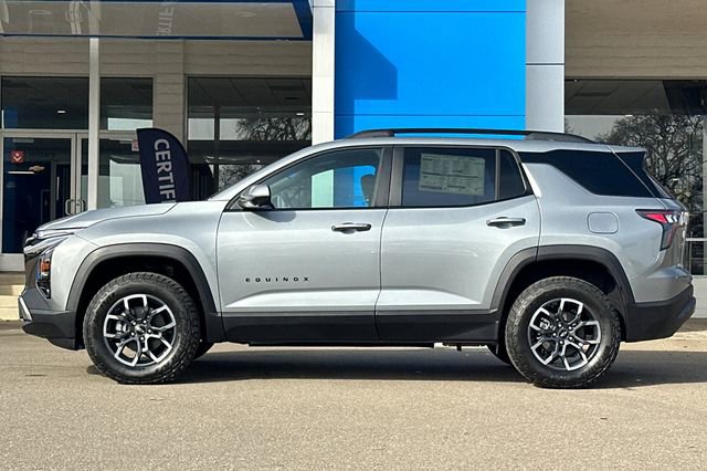 New 2026 Chevrolet Equinox ACTIV w/ Convenience Package III image 9