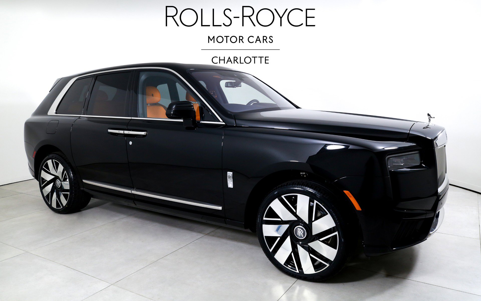 New 2026 Rolls-Royce Cullinan AWD/4WD image 5