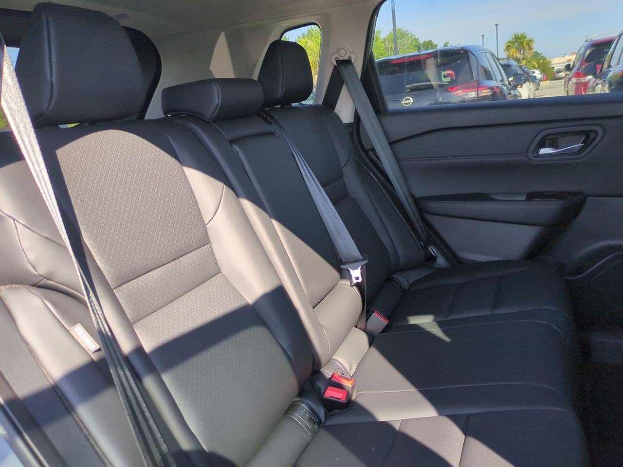 New 2026 Nissan Rogue Dark Armor FWD image 36