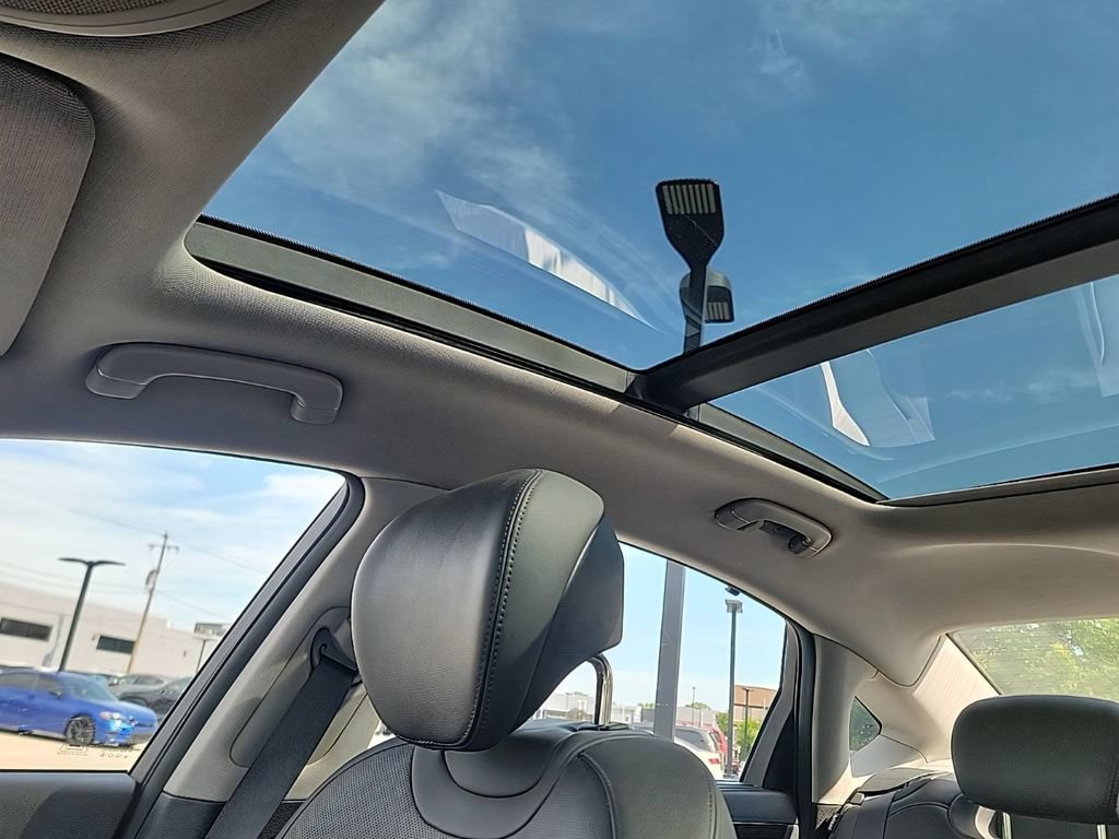 Used 2018 Genesis G80 3.8 w/ Option Group 02 AWD/4WD image 15