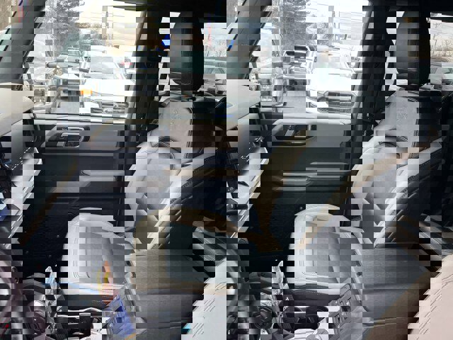 Certified 2022 Ford Bronco Wildtrak image 9