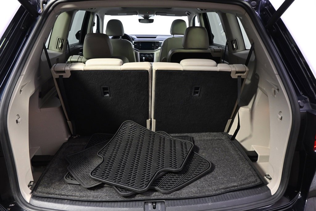 Used 2021 Volkswagen Atlas SEL Premium image 19