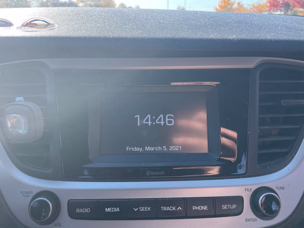 Used 2020 Hyundai Accent SE FWD image 13