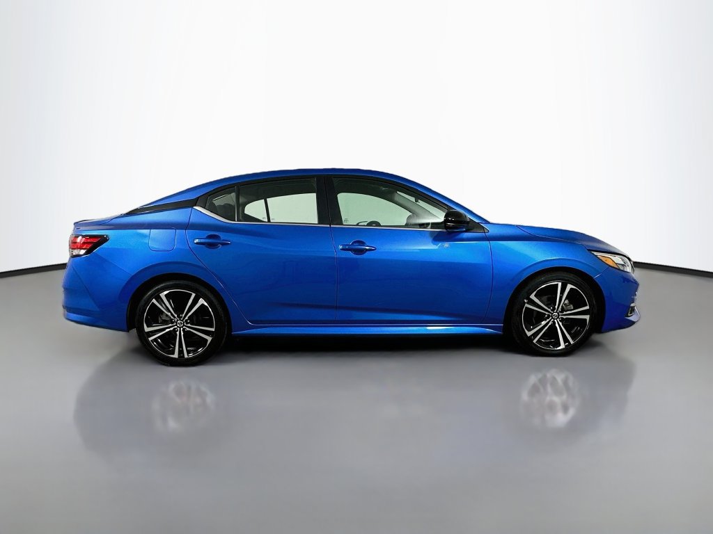 Used 2023 Nissan Sentra SR w/ Trunk Package FWD image 9