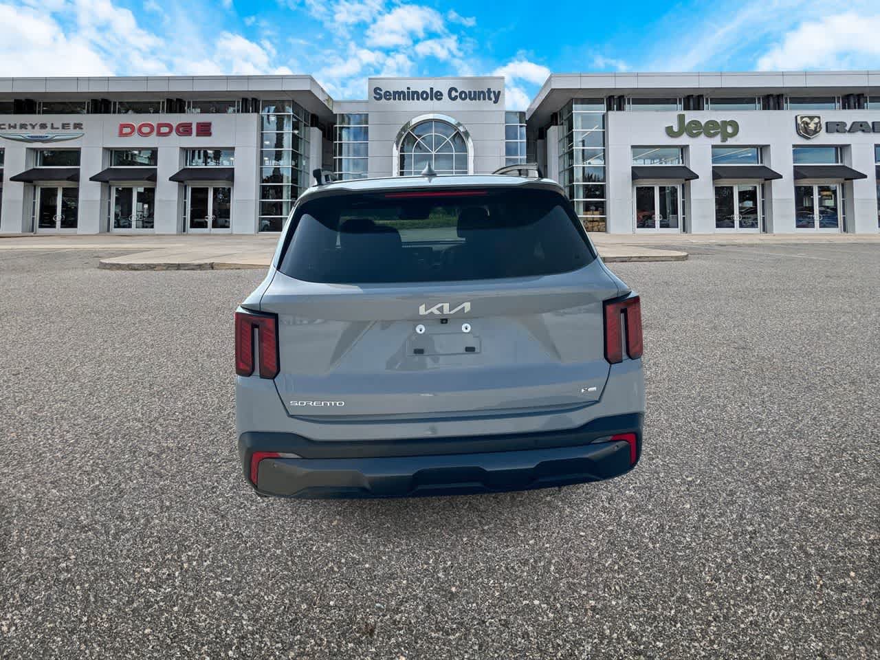 Used 2024 Kia Sorento SX AWD/4WD image 7