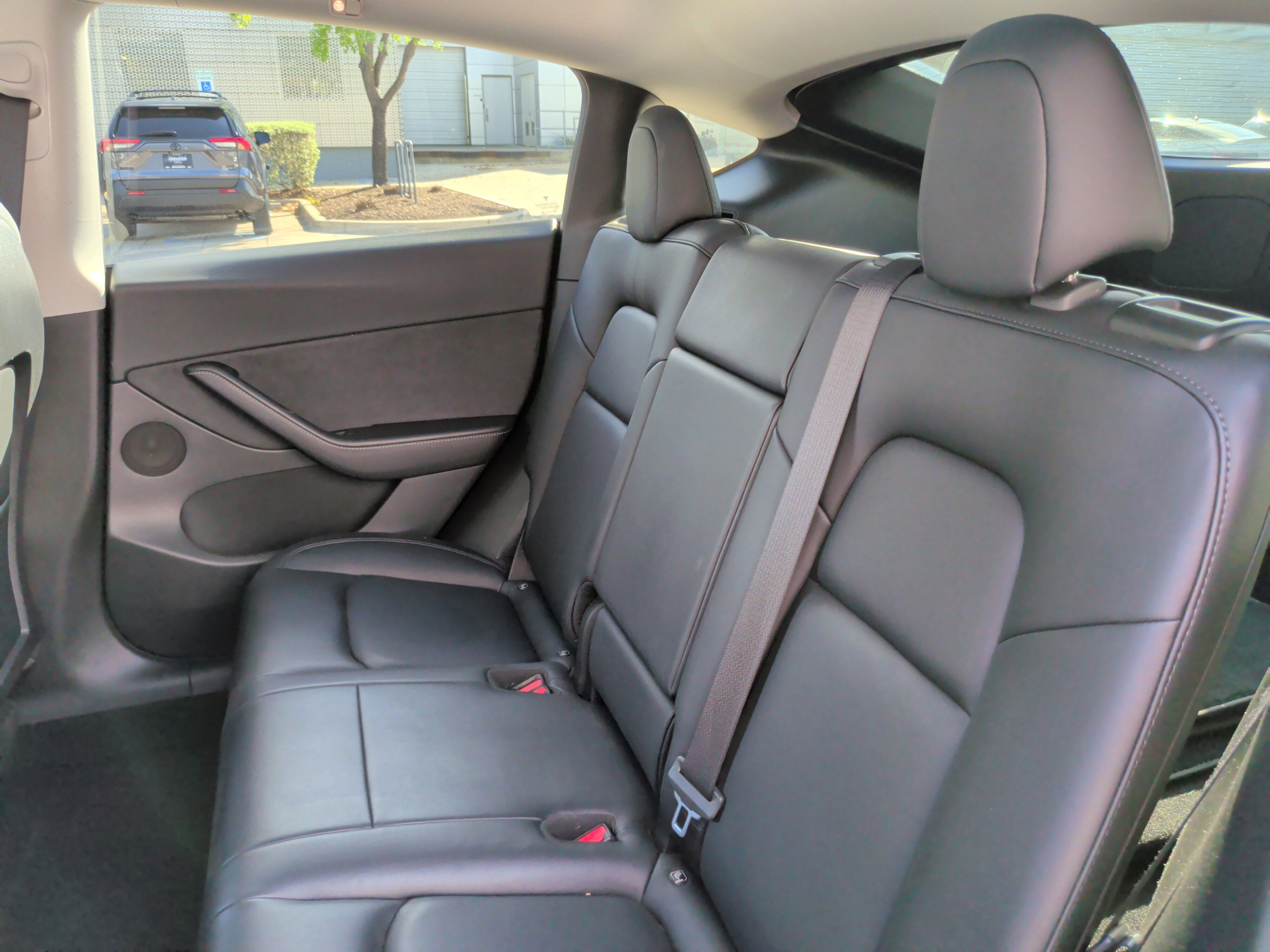 Used 2022 Tesla Model Y Performance image 27