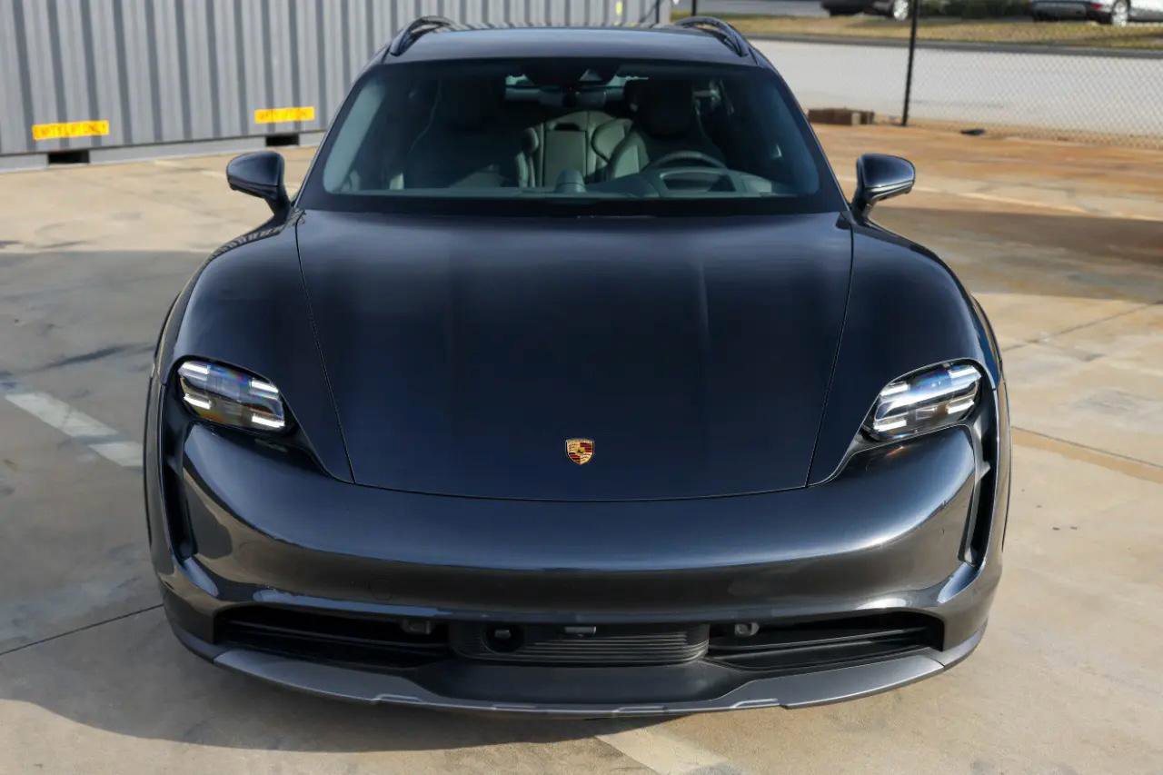 Used 2023 Porsche Taycan 4S AWD/4WD image 21