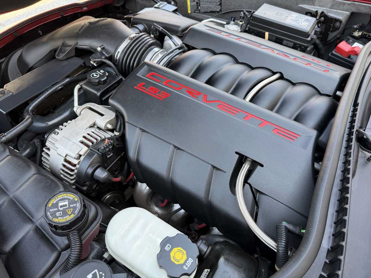 Used 2008 Chevrolet Corvette Coupe w/ Z51 Performance Package RWD image 23
