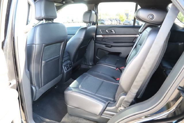 Used 2017 Ford Explorer Limited w/ Equipment Group 301A AWD/4WD image 22