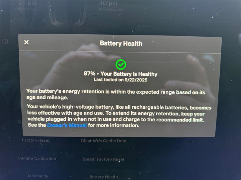 Used 2022 Tesla Model S image 22