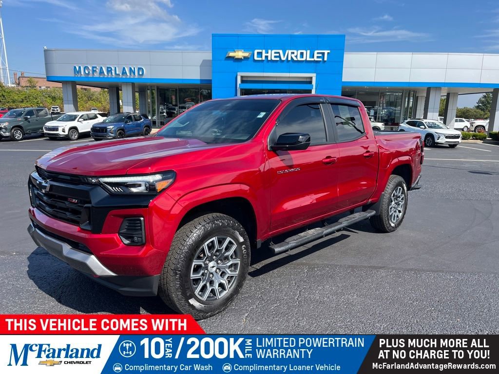 Used 2024 Chevrolet Colorado Z71 w/ Z71 Convenience Package 2