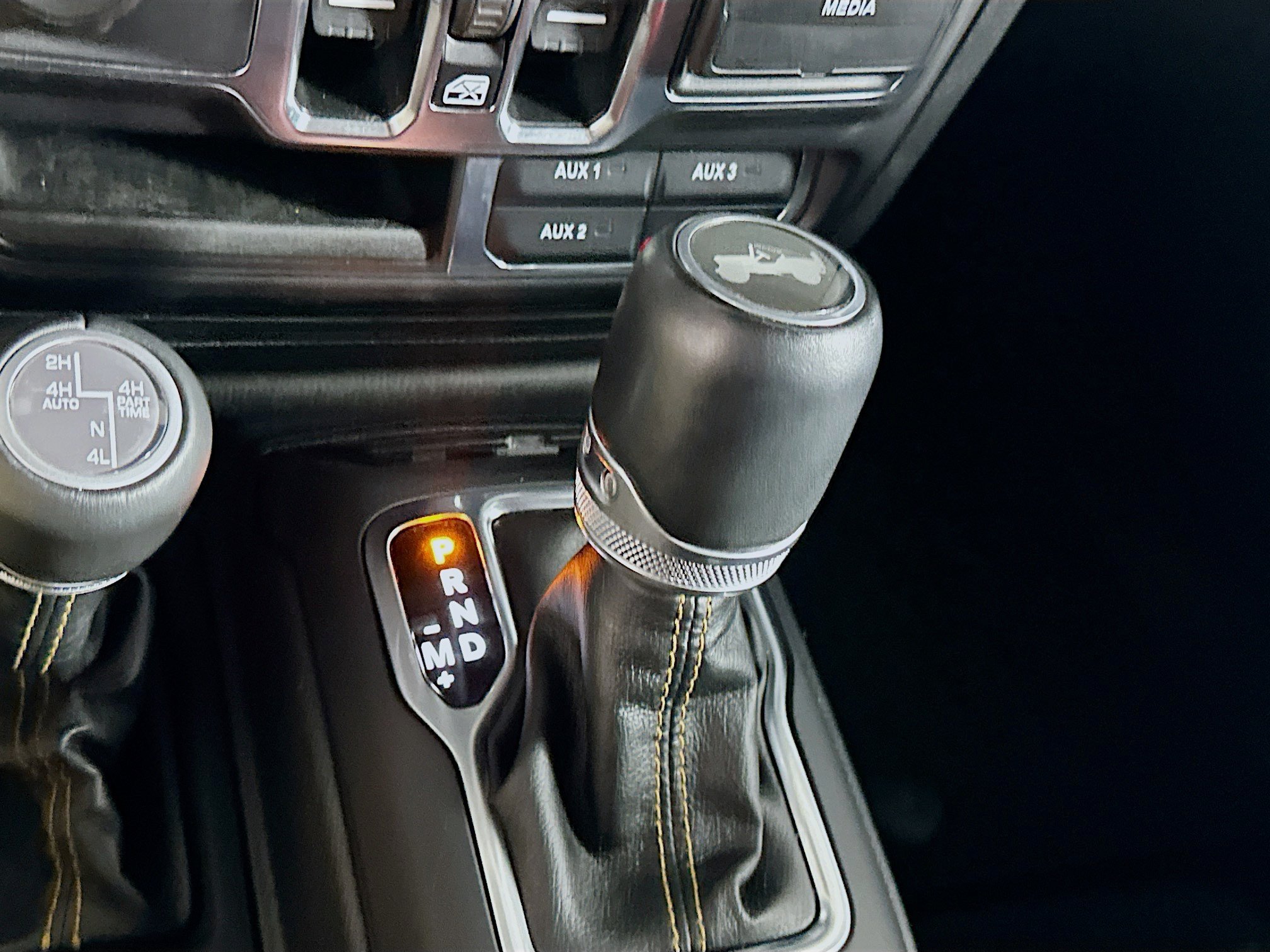 Used 2023 Jeep Wrangler Unlimited Sahara AWD/4WD image 25