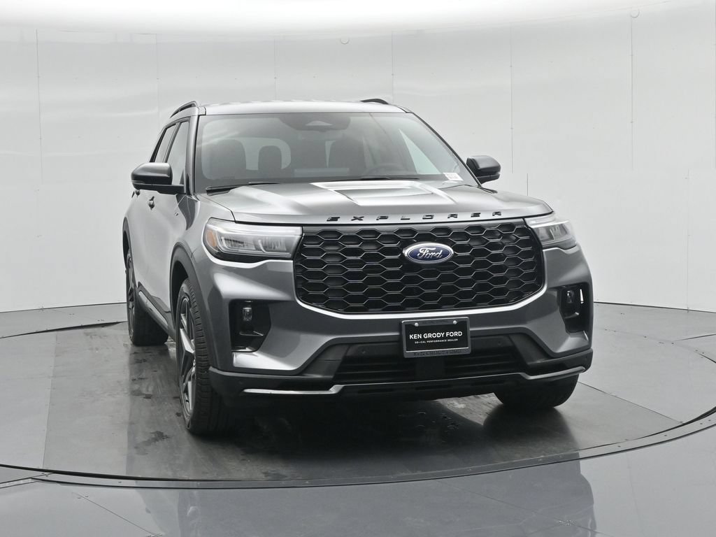 New 2026 Ford Explorer ST-Line w/ ST-Line Street Pack RWD image 59