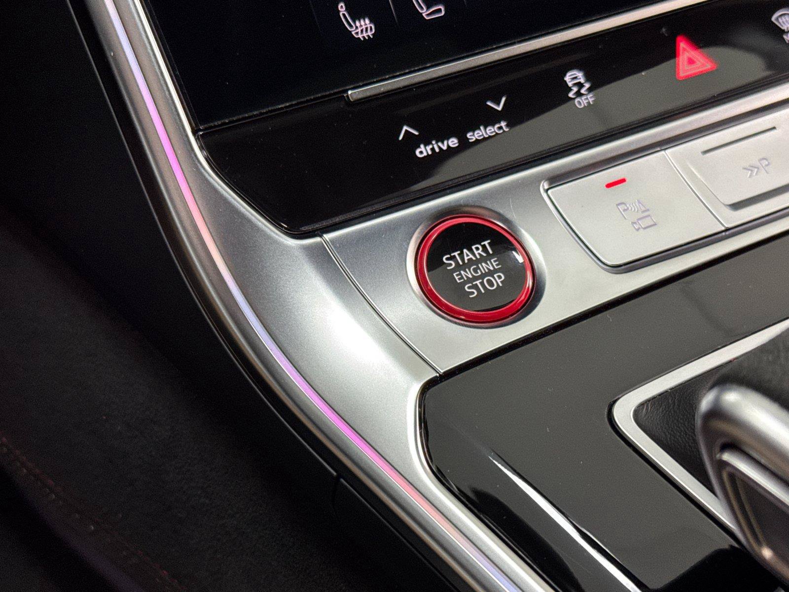Certified 2025 Audi RS 6 performance AWD/4WD image 23