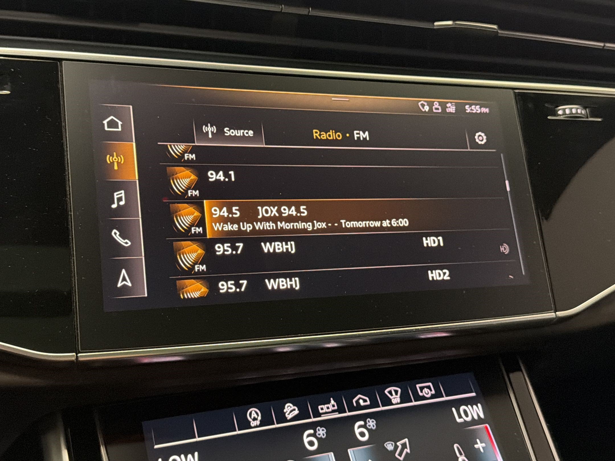 Used 2020 Audi Q8 Prestige w/ Prestige Package AWD/4WD image 18
