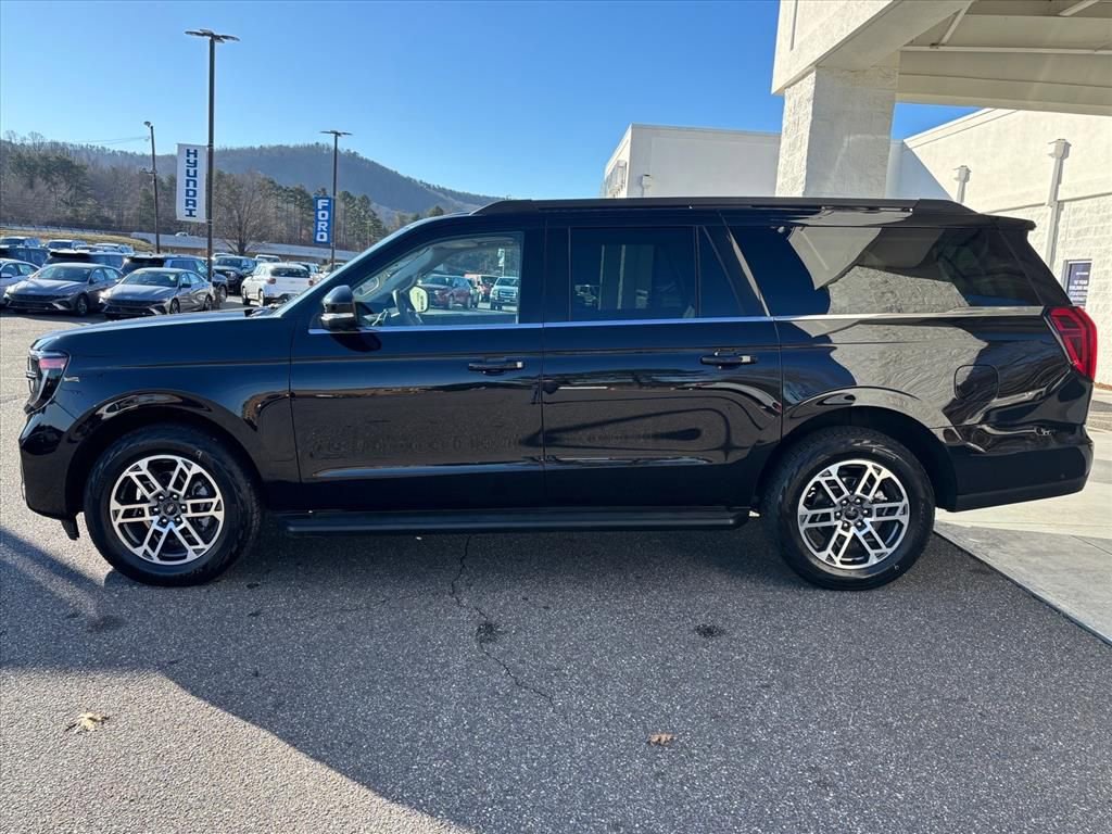 Used 2025 Ford Expedition Max Active image 24