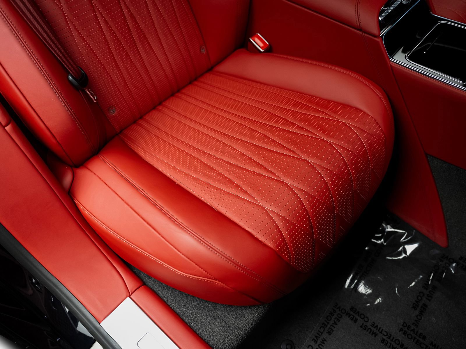 Used 2022 Bentley Flying Spur V8 image 37