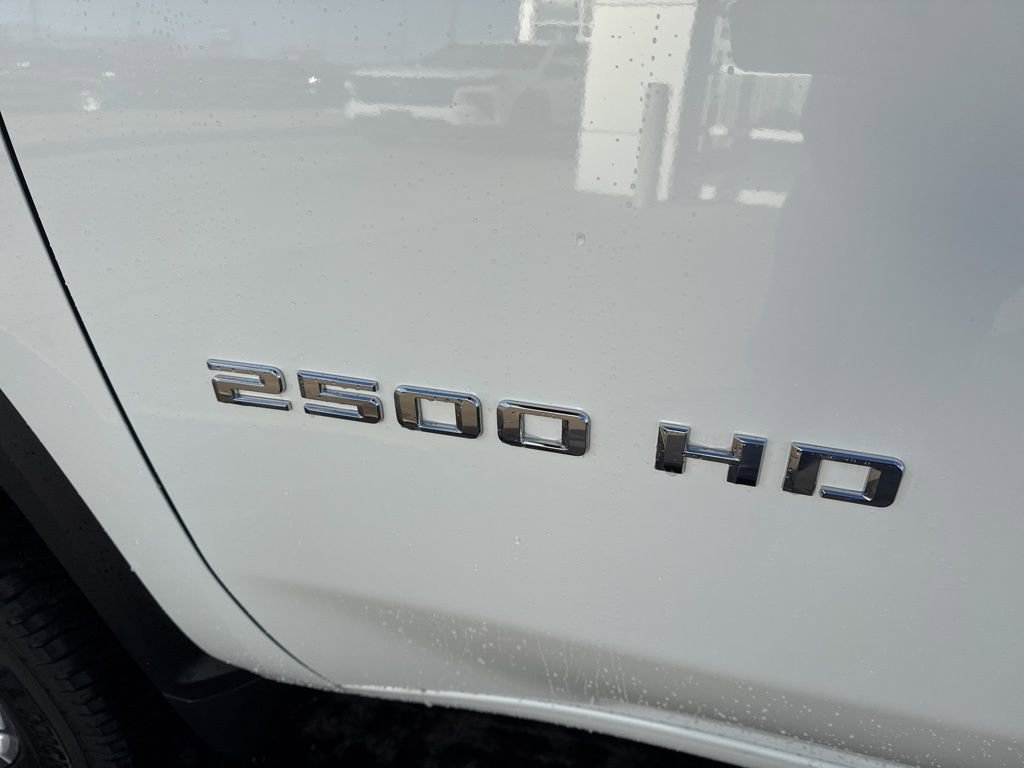 New 2026 Chevrolet Silverado 2500 LT image 16