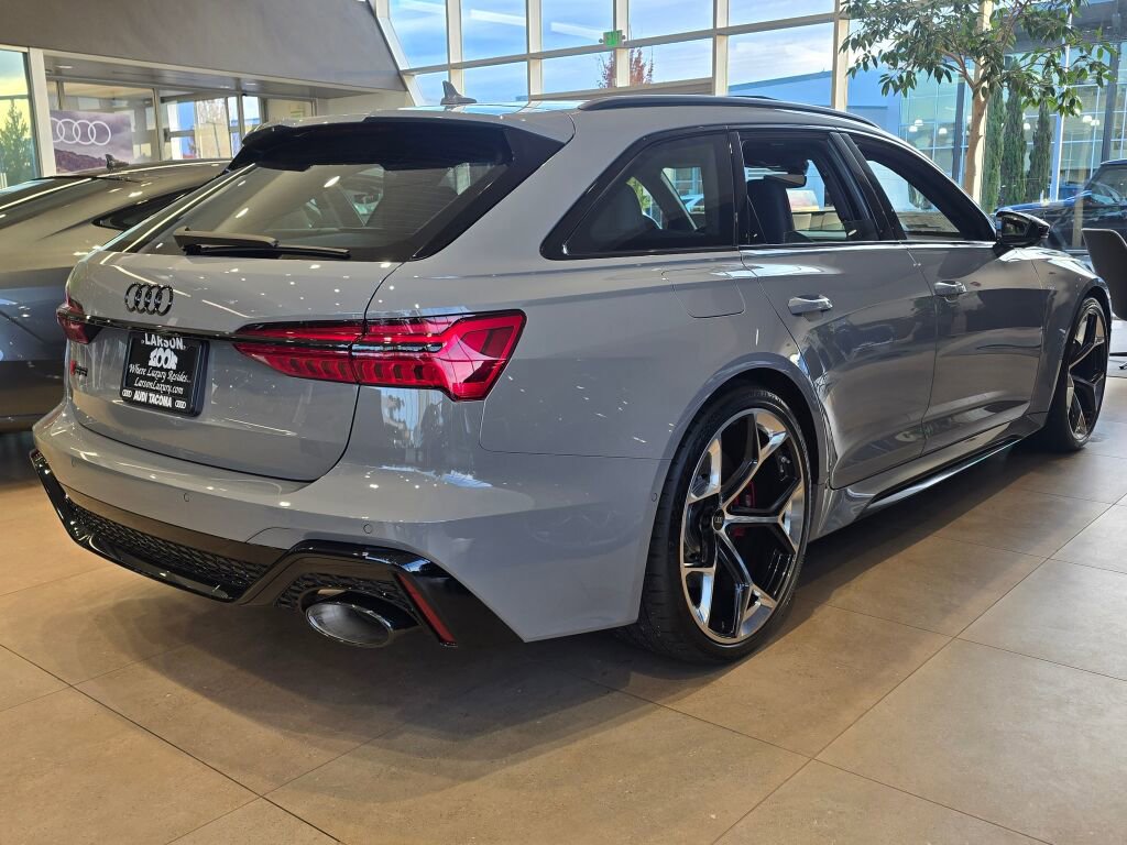 New 2026 Audi RS 6 performance image 5