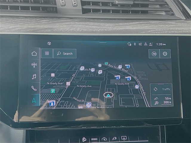 Used 2023 Audi e-tron Premium Plus w/ Premium Plus Package image 20