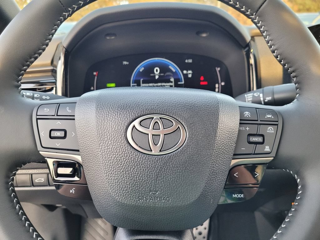 New 2026 Toyota Camry SE FWD image 22