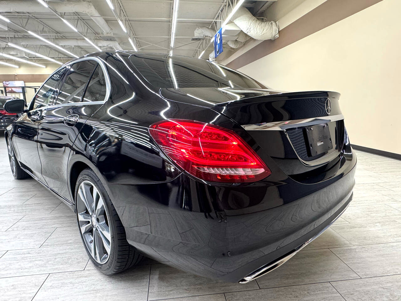 Used 2017 Mercedes-Benz C 300 Sedan w/ Premium 3 Package image 9