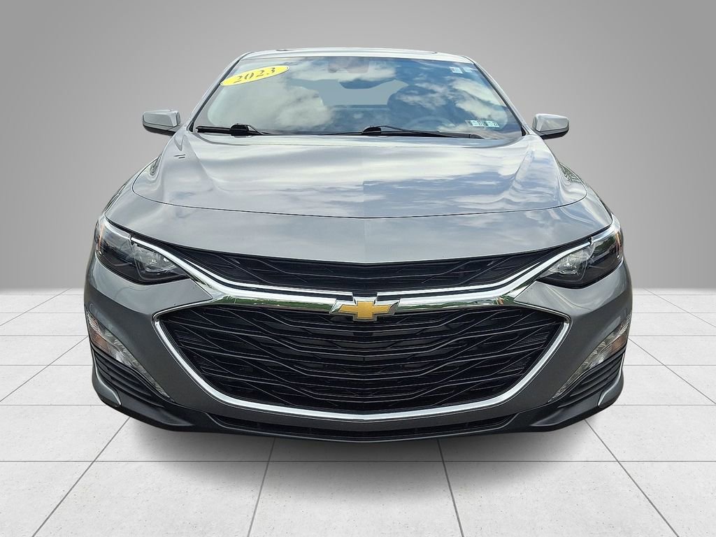 Used 2023 Chevrolet Malibu LT FWD image 3