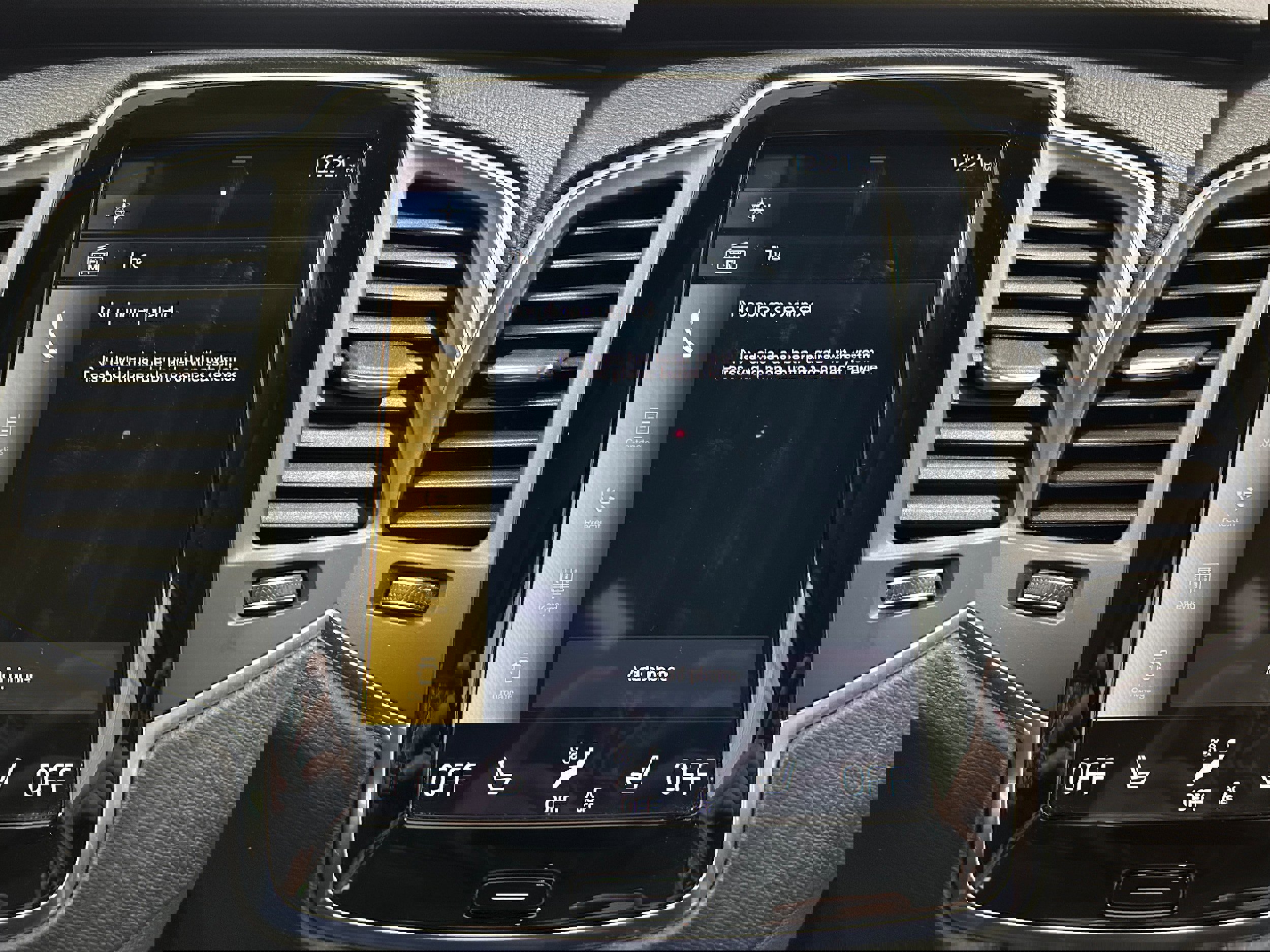 Used 2022 Volvo XC90 T8 Inscription Expression w/ Climate Package AWD/4WD image 7