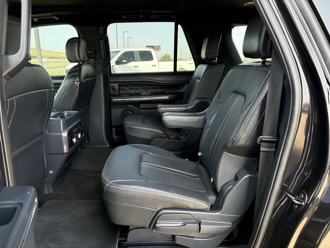 Used 2023 Ford Expedition Max Platinum RWD image 29