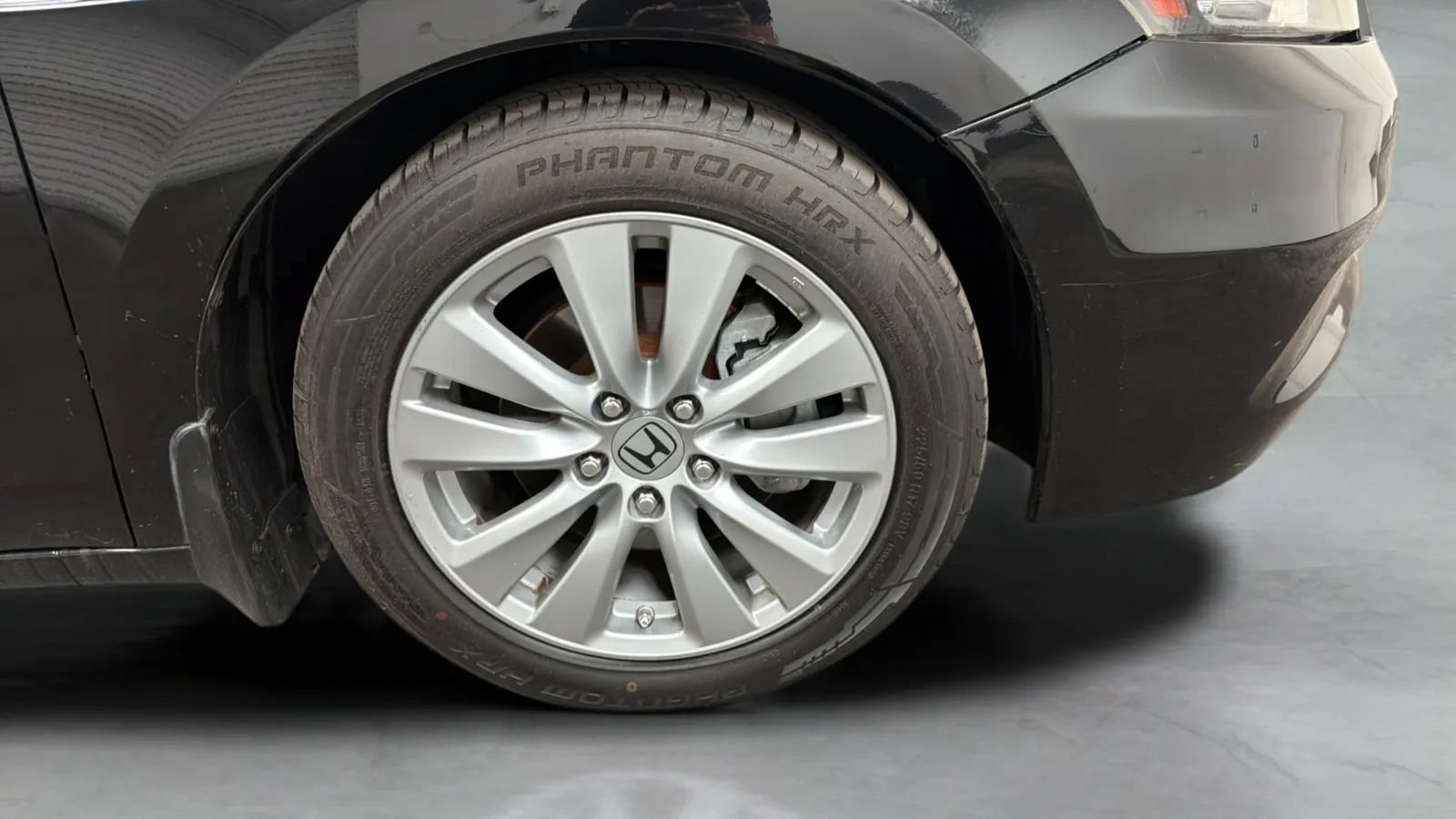 Used 2011 Honda Accord EX-L image 23