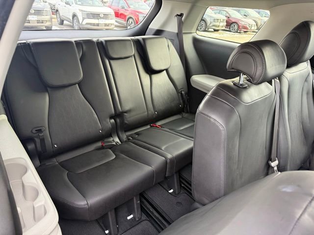 Used 2022 Kia Carnival LX image 29