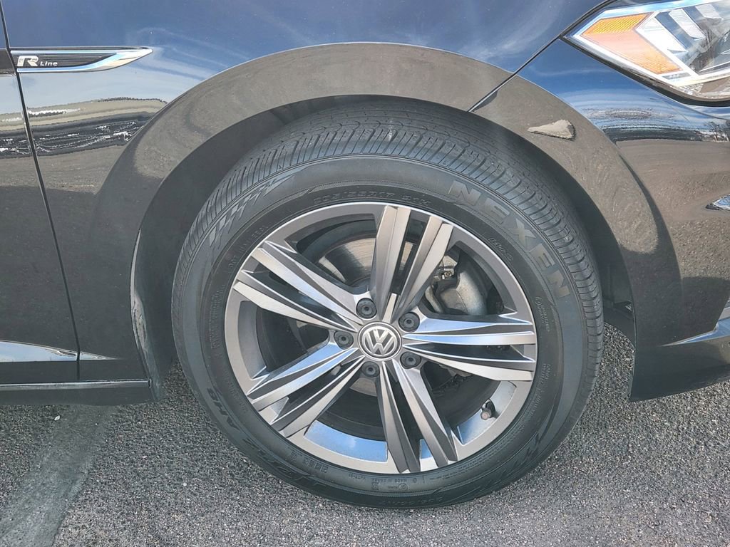Used 2020 Volkswagen Jetta R-Line w/ R-Line Cold Weather Package image 10