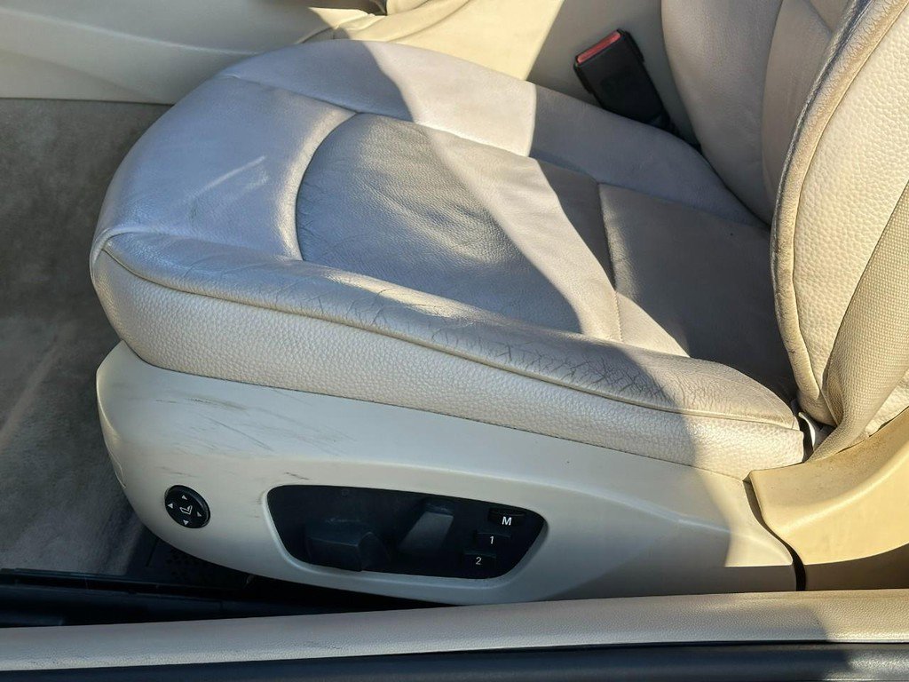 Used 2012 BMW 328i Convertible image 14