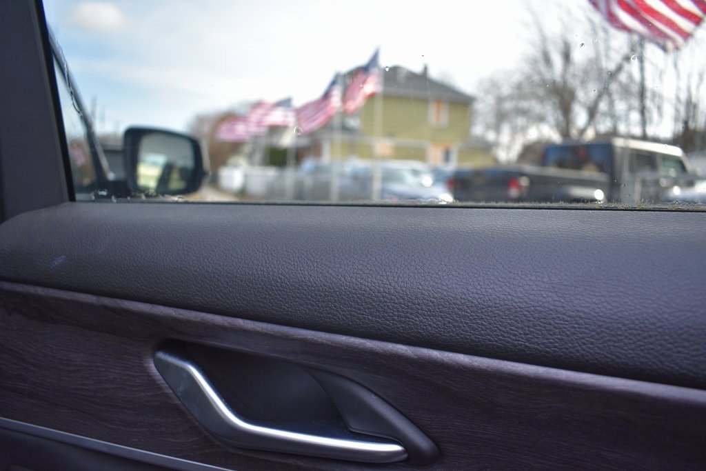 Used 2022 Jeep Grand Cherokee L Limited image 27