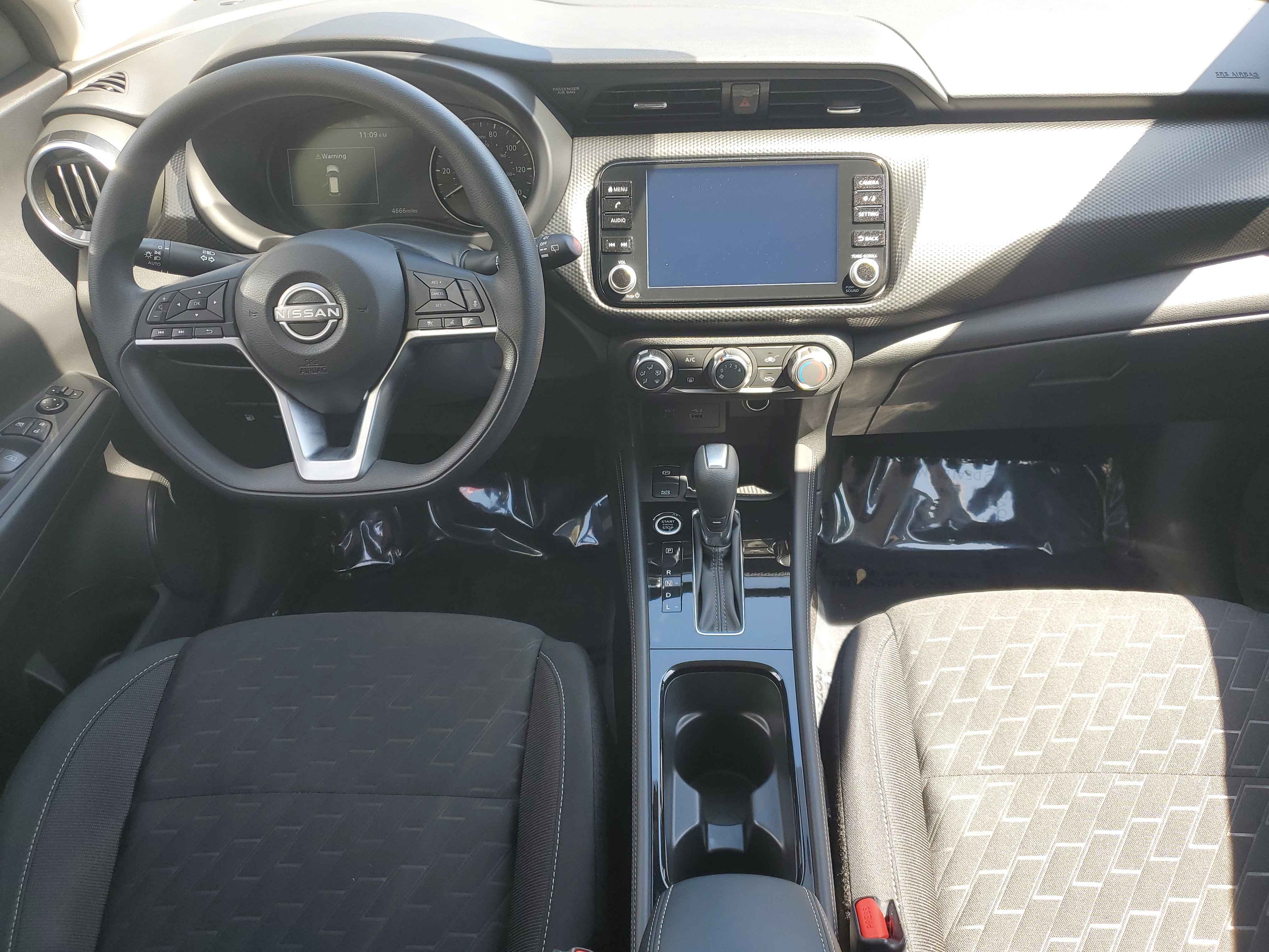 Certified 2024 Nissan Kicks SV image 14