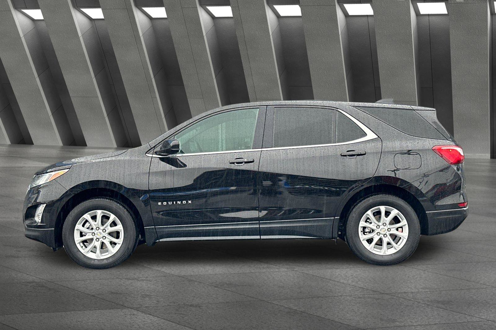 Used 2020 Chevrolet Equinox LT w/ LPO, Floor Liner Package image 7