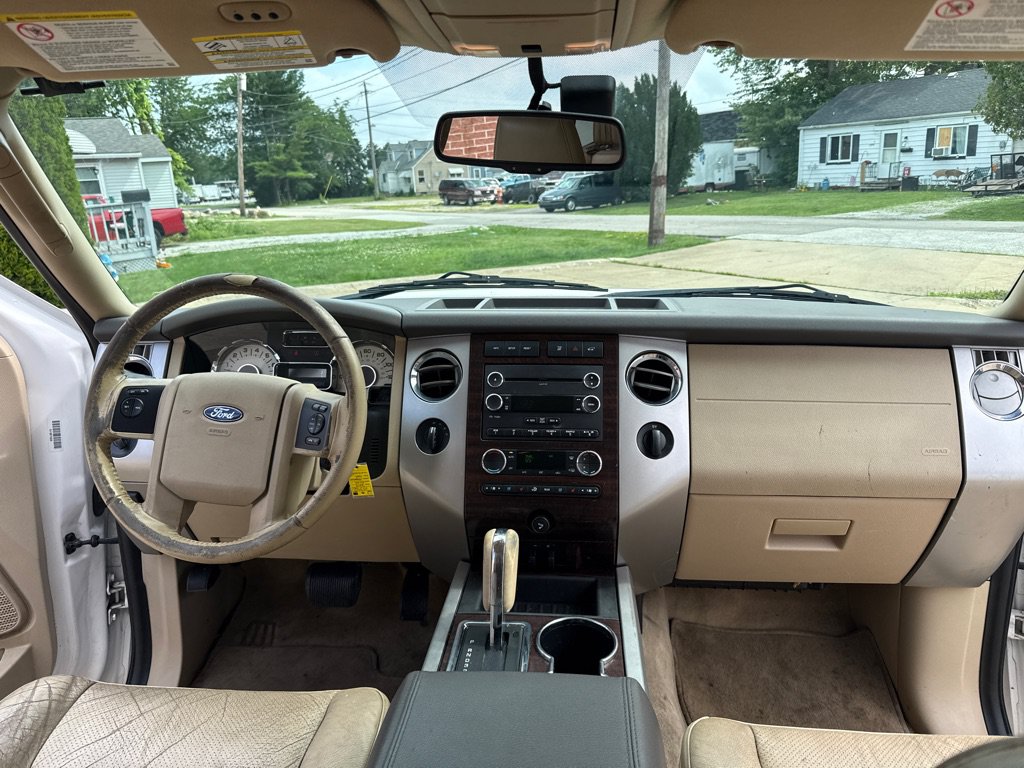Used 2013 Ford Expedition EL XLT AWD/4WD image 9