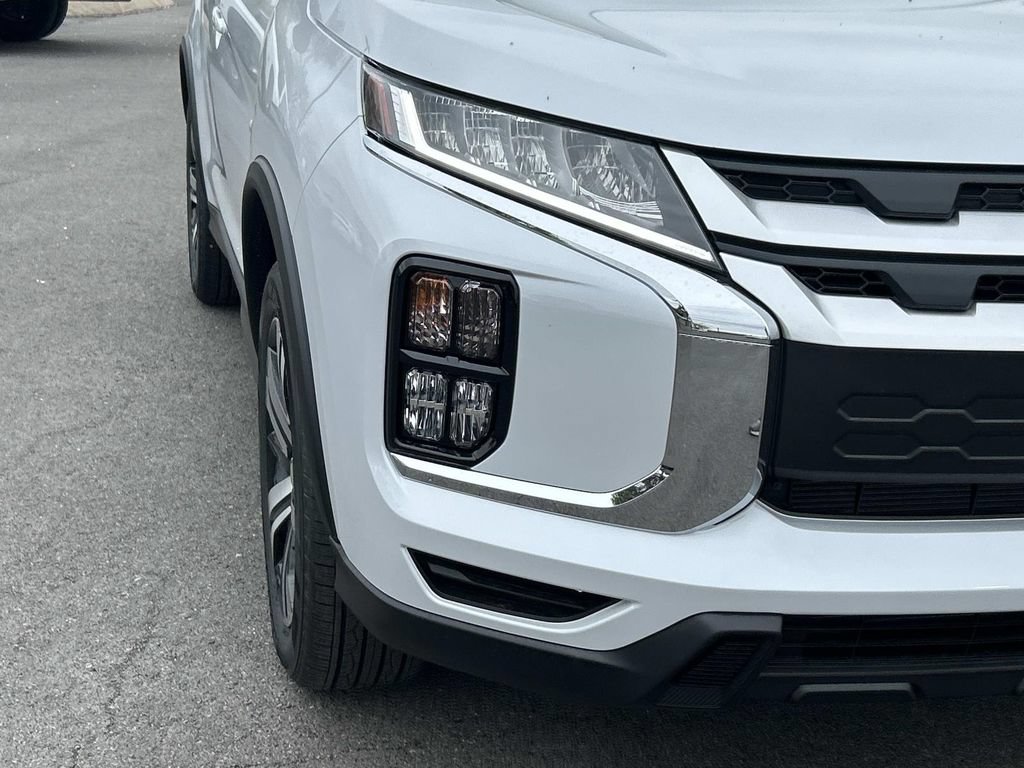 New 2026 Mitsubishi Outlander Sport ES AWD/4WD image 9