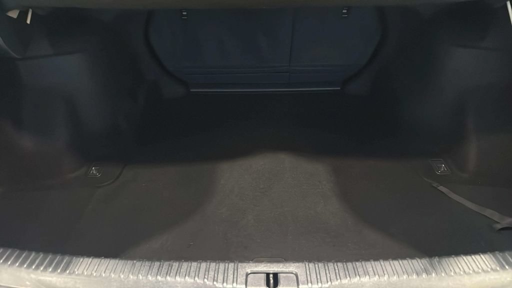 Used 2019 Lexus IS 300 RWD image 38