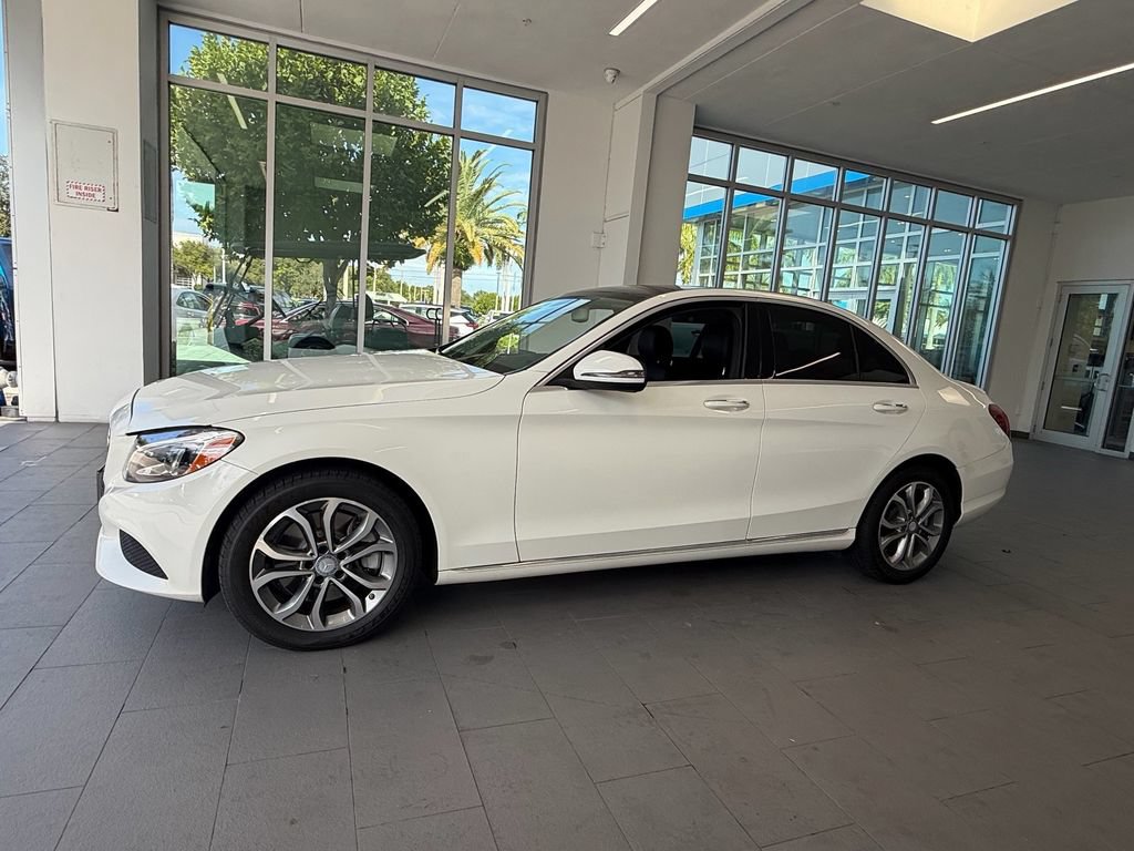 Used 2016 Mercedes-Benz C 300 4MATIC Sedan image 2
