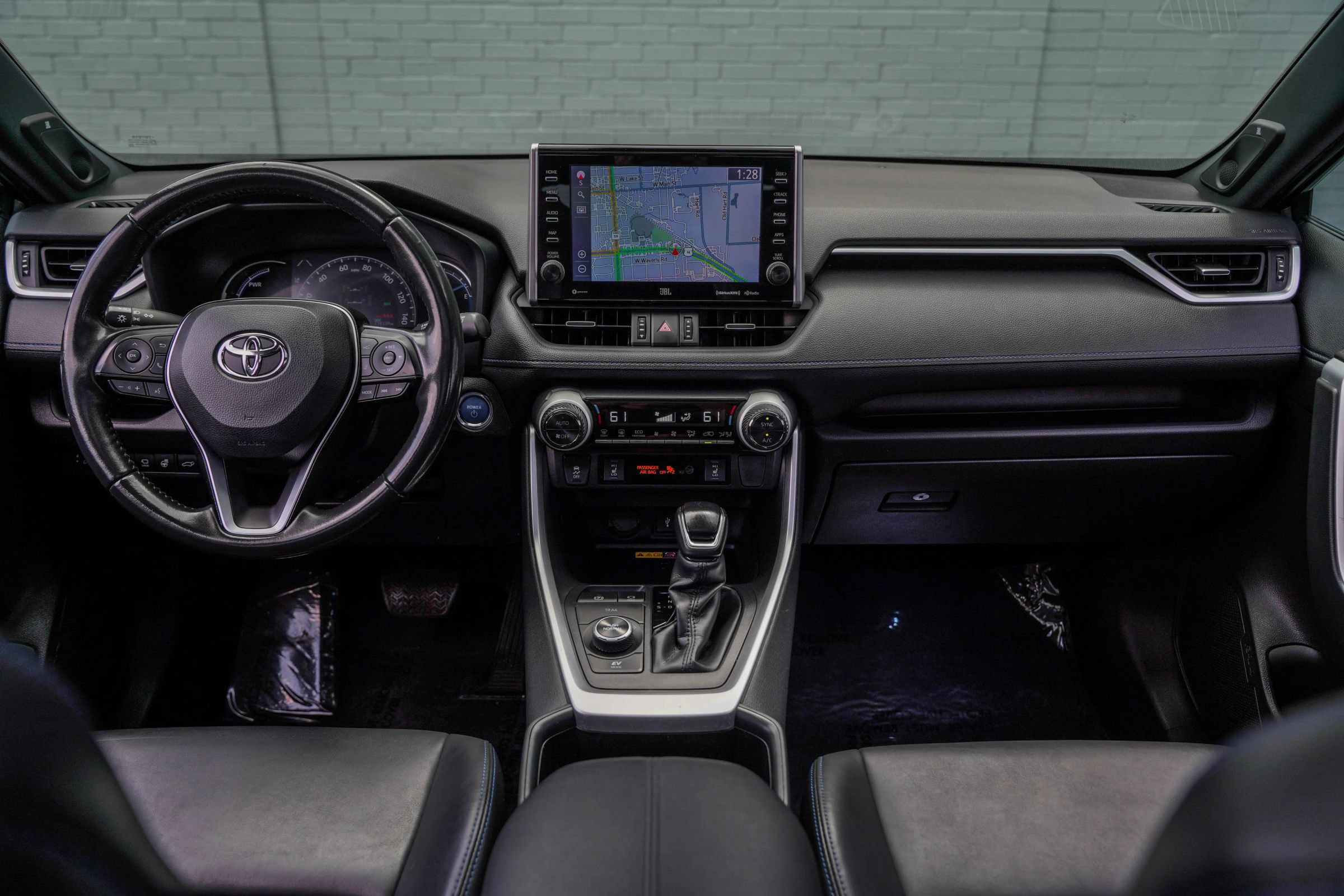 Used 2022 Toyota RAV4 XSE AWD/4WD image 14