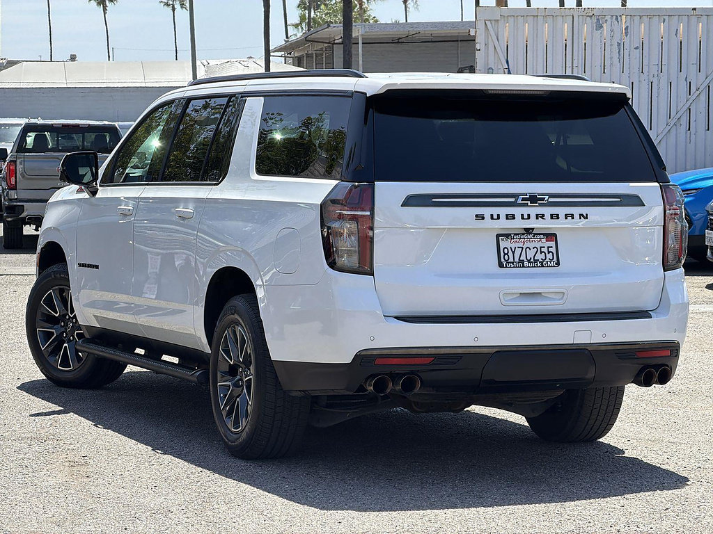 Used 2022 Chevrolet Suburban Z71 w/ Z71 Off-Road Package AWD/4WD image 7