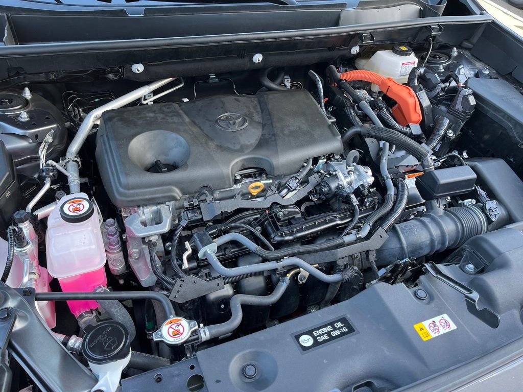 Used 2024 Toyota RAV4 LE image 22