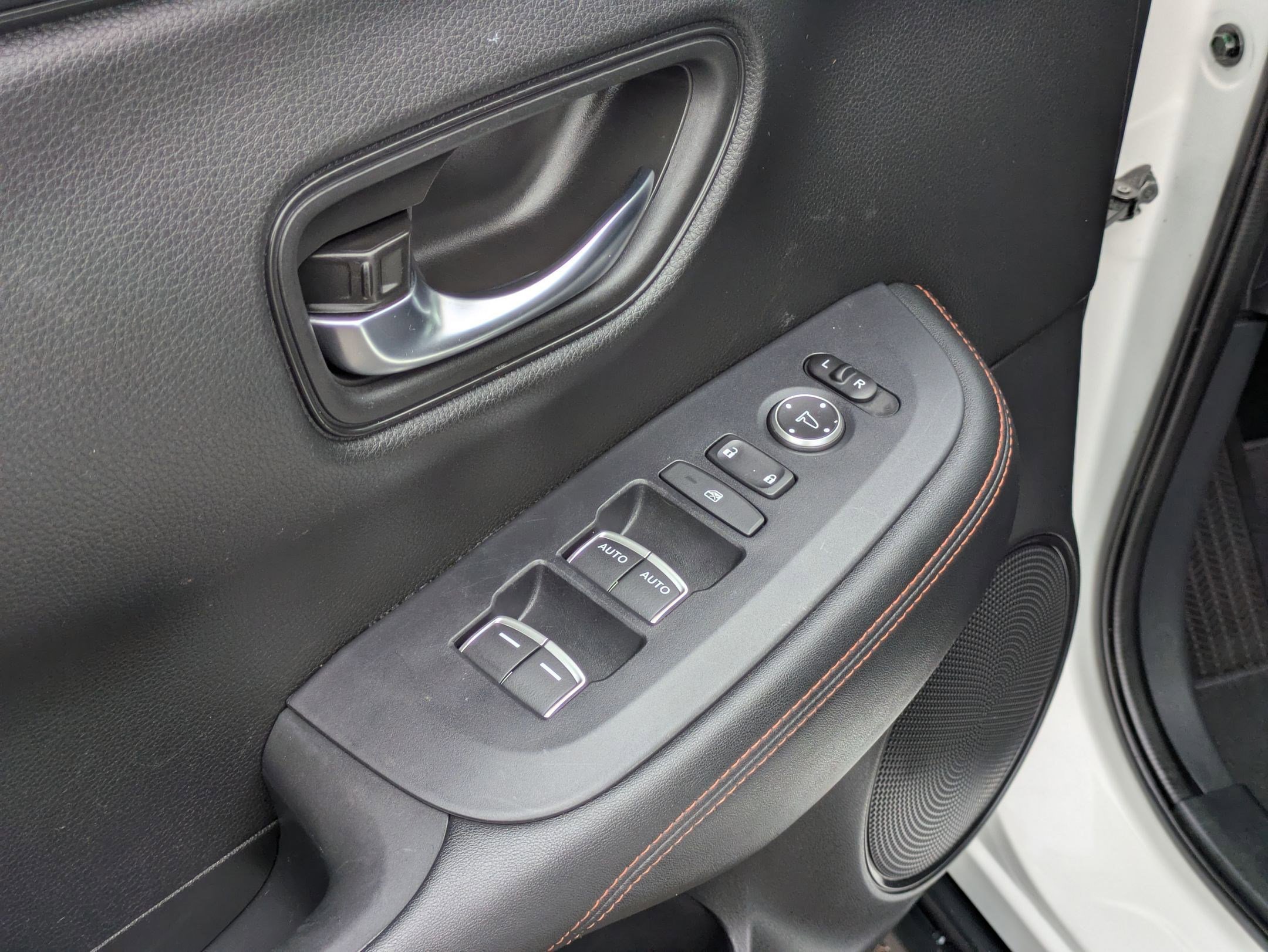 Used 2023 Honda HR-V Sport image 12