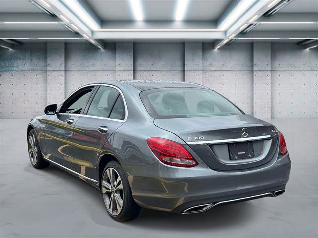 Used 2018 Mercedes-Benz C 300 4MATIC Sedan image 4