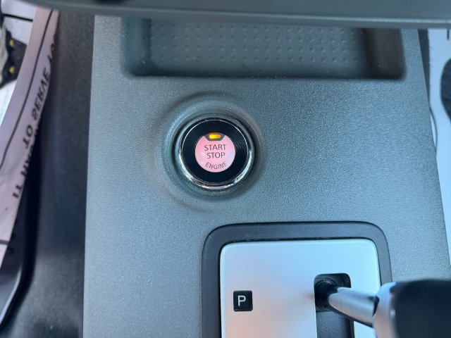 Used 2021 Nissan Frontier SV w/ Midnight Edition Floor Mats AWD/4WD image 17