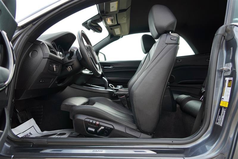 Used 2019 BMW 230i Convertible w/ Premium Package RWD image 56